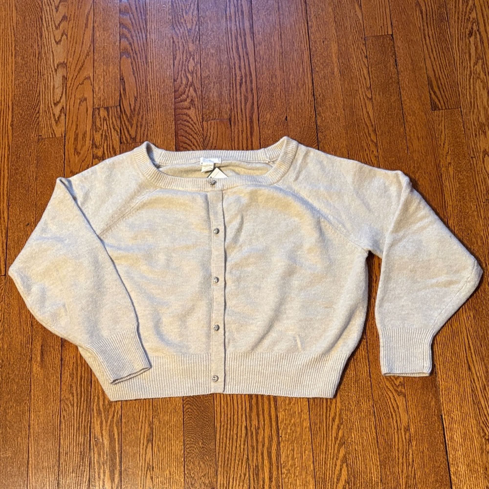 NWT H&M sweater w/rhinestone buttons